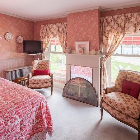 Augustus Bove House Bed & Breakfast Naples ภายนอก รูปภาพ