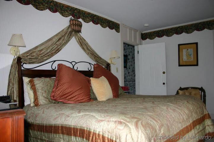 Augustus Bove House Bed & Breakfast Naples ภายนอก รูปภาพ